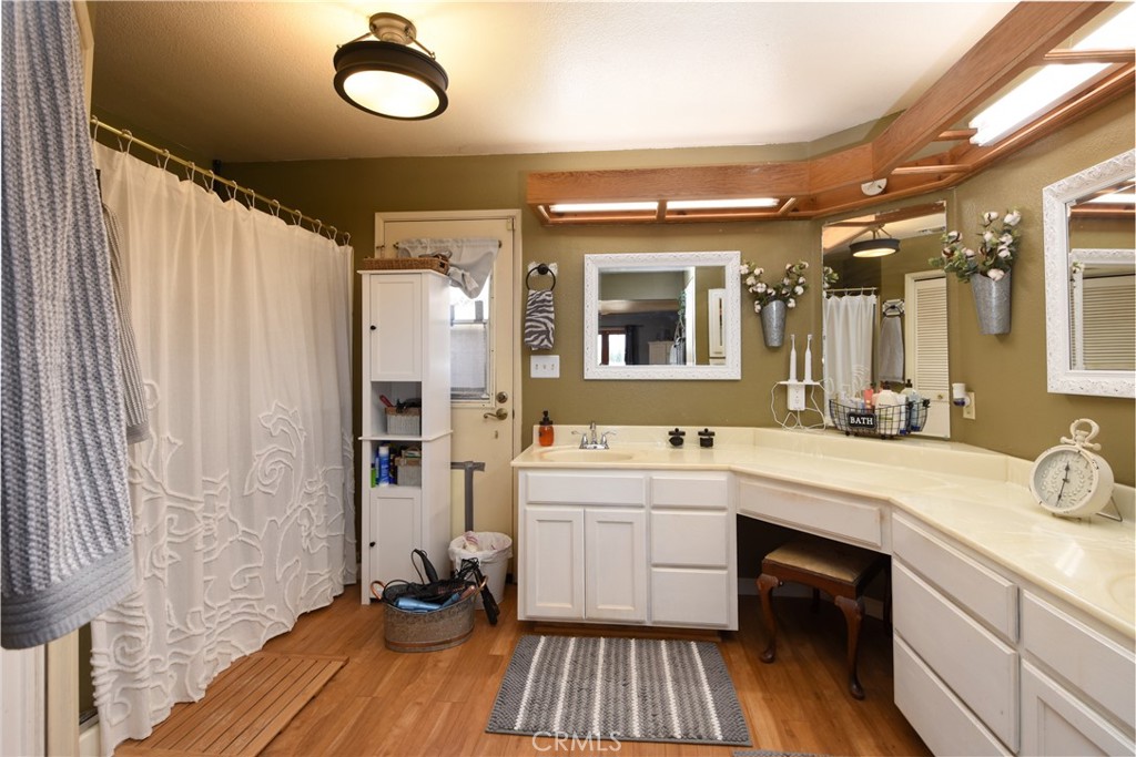 1529 Olive Property Photo 17