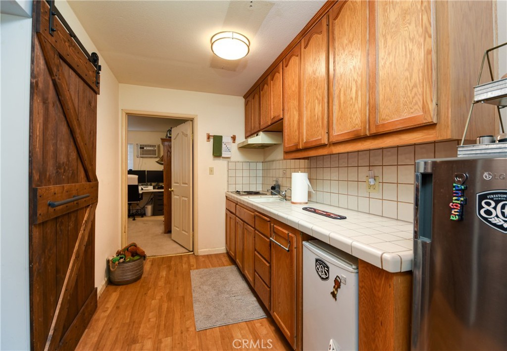 1529 Olive Property Photo 28