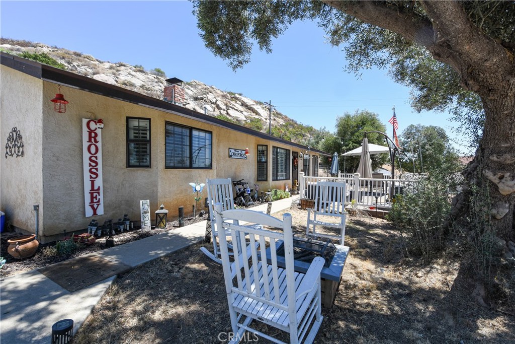 1529 Olive Property Photo 38