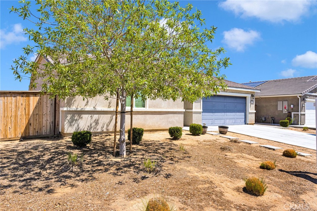 11412 Charlotte Property Photo 1