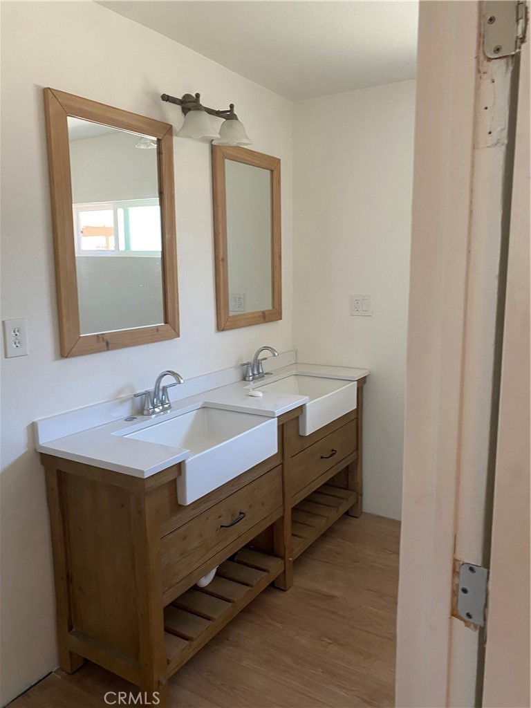 19216 Kendell Property Photo 6
