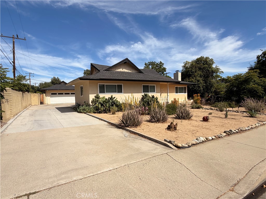 840 Northwestern Property Photo 3