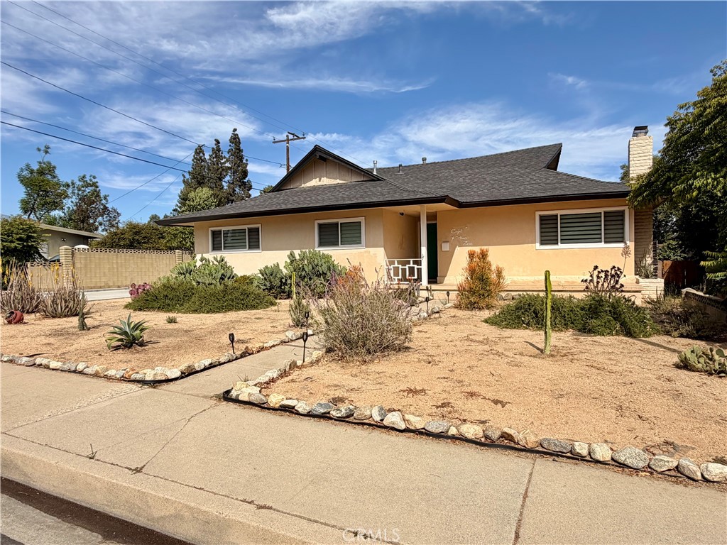 840 Northwestern Property Photo 4