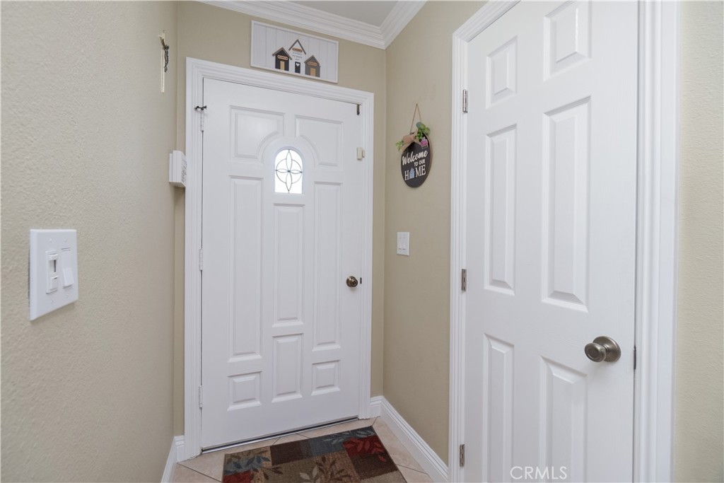 2501 Deodar Property Photo 8