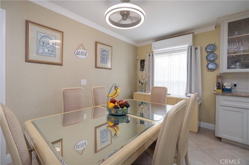 2501 Deodar Property Photo 11