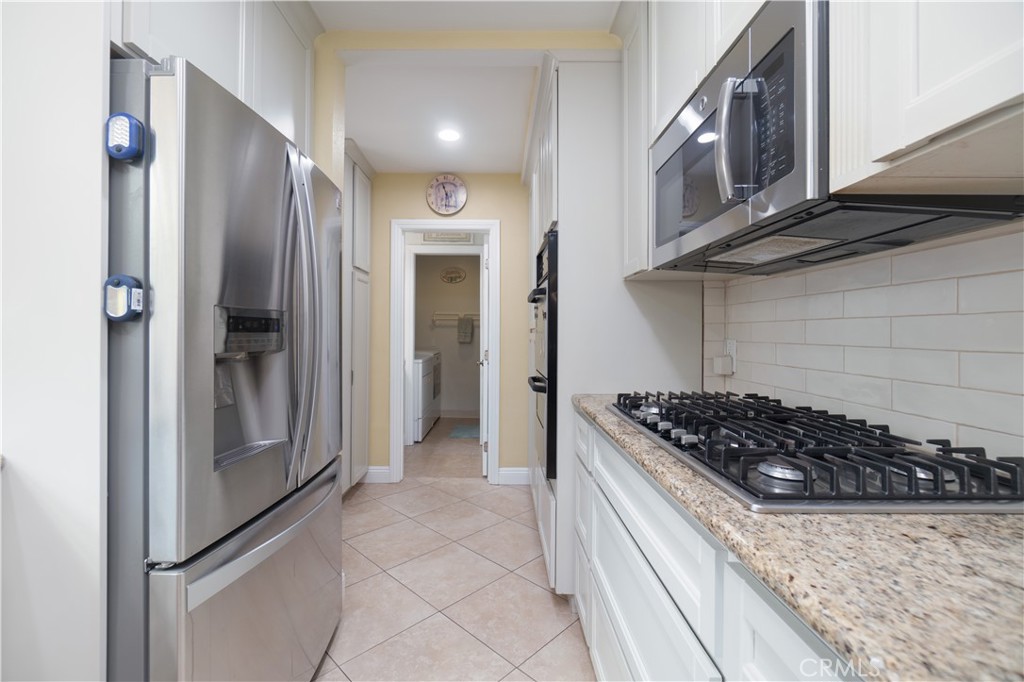 2501 Deodar Property Photo 15