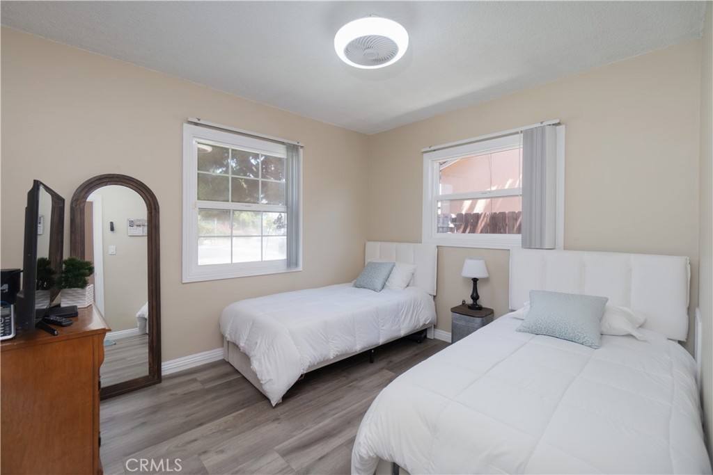 2501 Deodar Property Photo 24