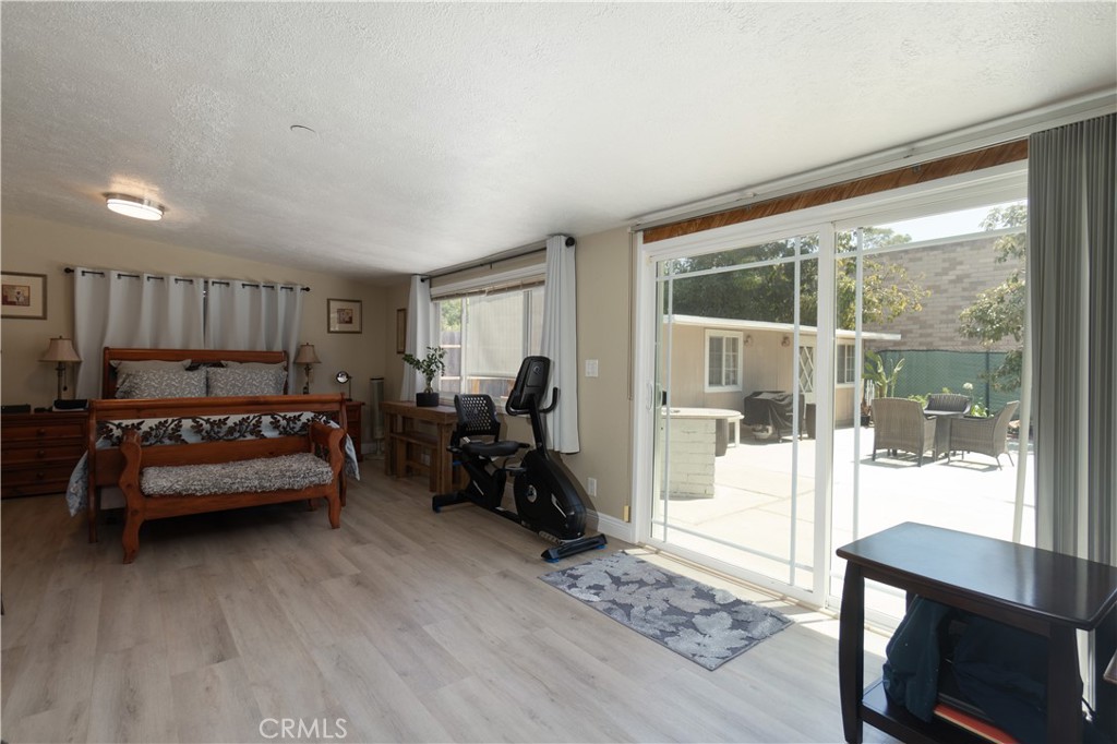 2501 Deodar Property Photo 29