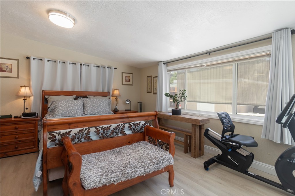 2501 Deodar Property Photo 30