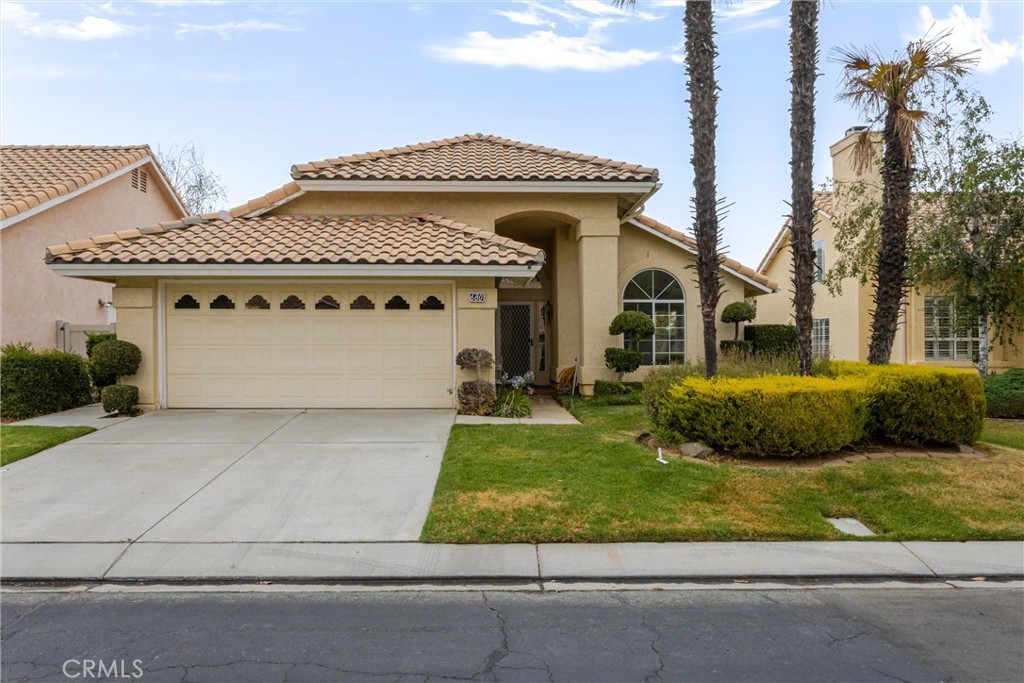 680 Indian Wells Road Property Photo 2