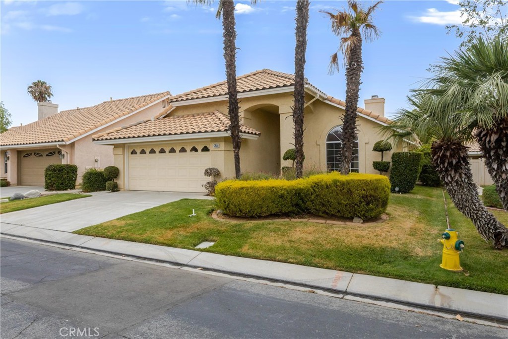 680 Indian Wells Road Property Photo 3