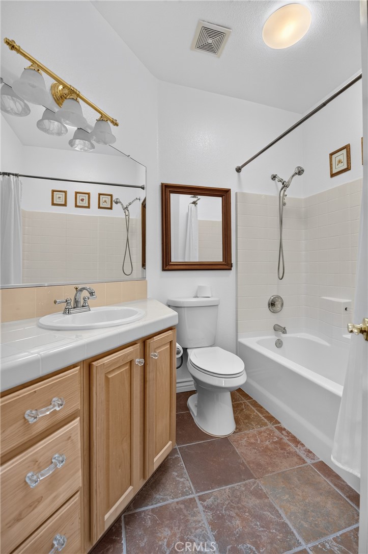 5001 Rio Bravo Property Photo 12