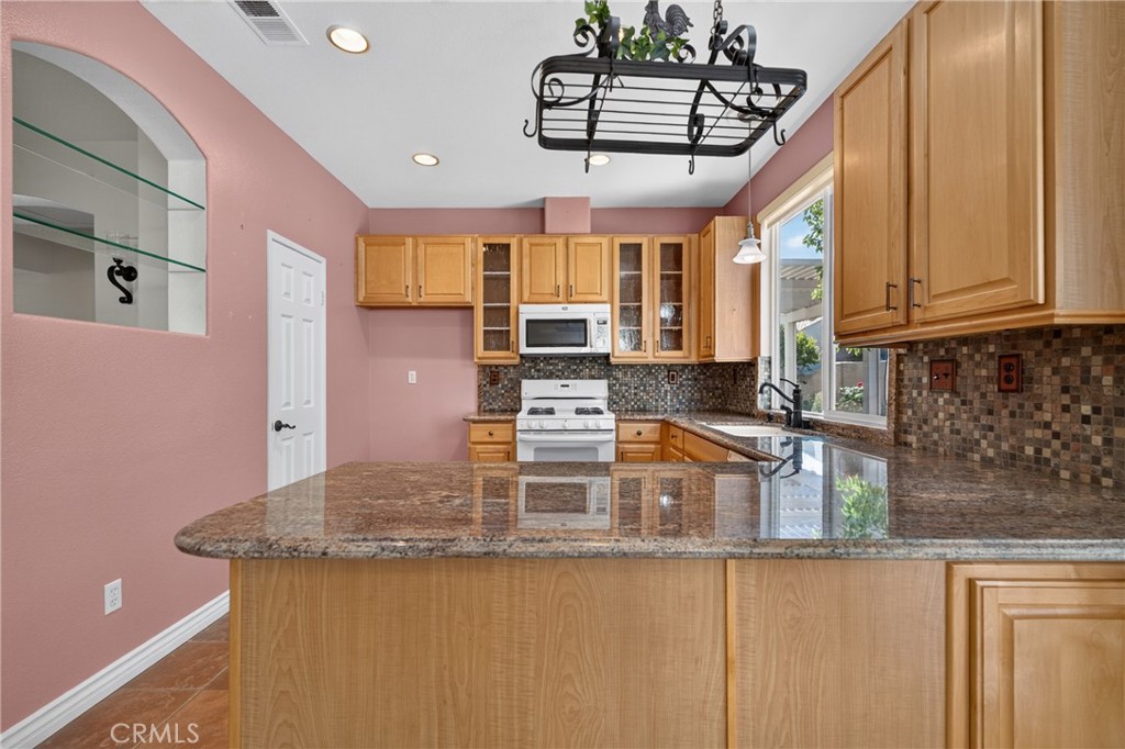 5001 Rio Bravo Property Photo 19