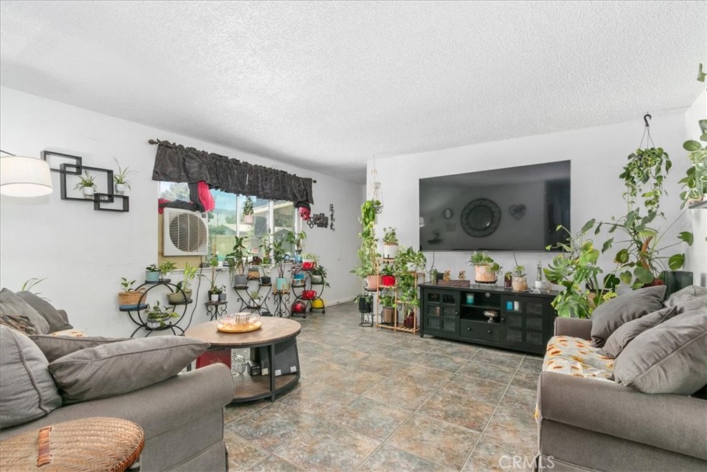14687 Marino Property Photo 8
