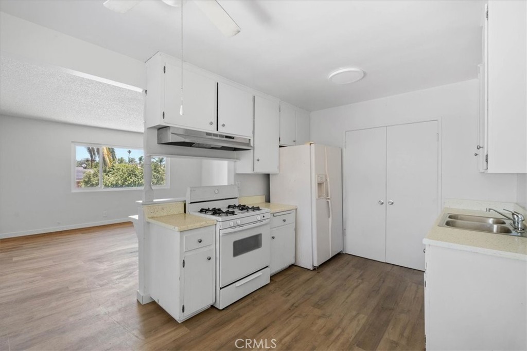 5351 Maitland Ave., Unit 3 Street Property Photo 15