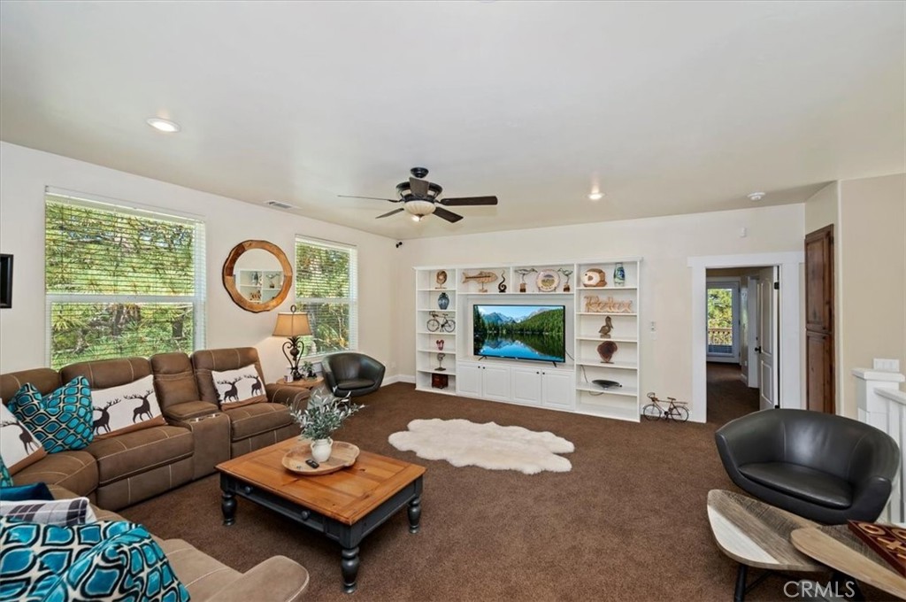 1036 Sandalwood Property Photo 21