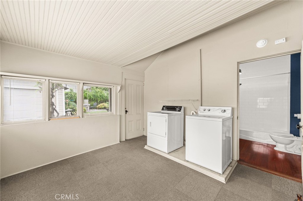 711 Chestnut Property Photo 25