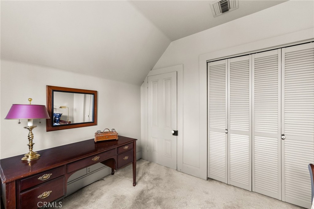 711 Chestnut Property Photo 29