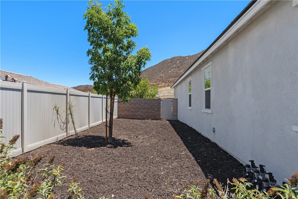 31672 Settlers Road Property Photo 27