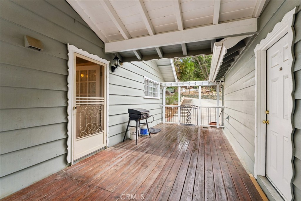 24899 Basel Property Photo 24
