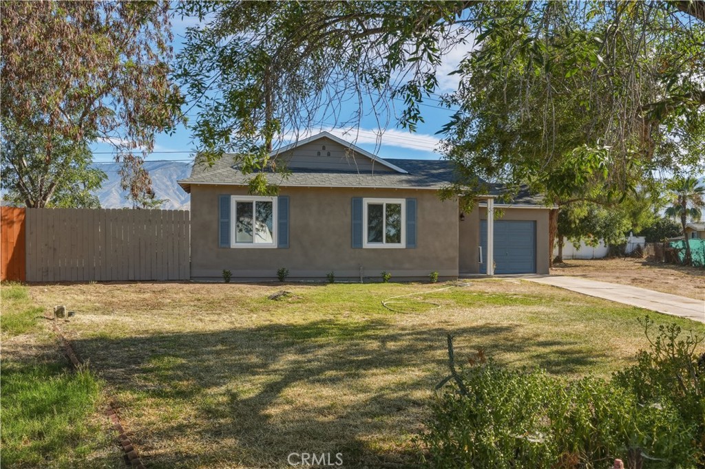 3189 Alameda Court Property Photo 2