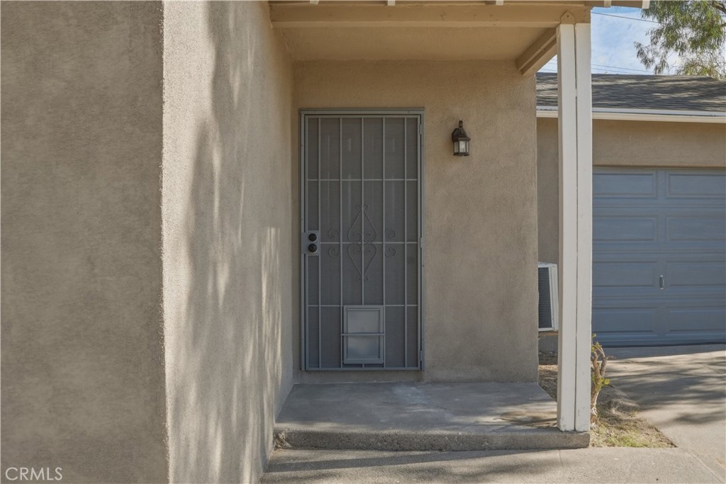 3189 Alameda Court Property Photo 3