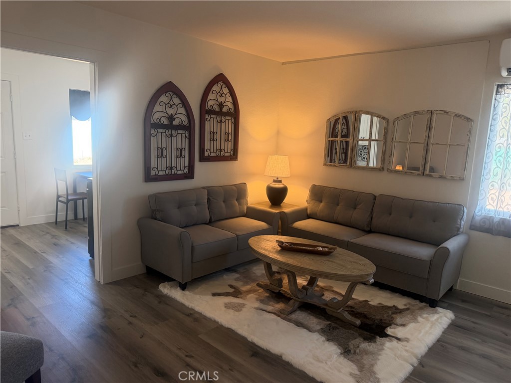 3189 Alameda Court Property Photo 7