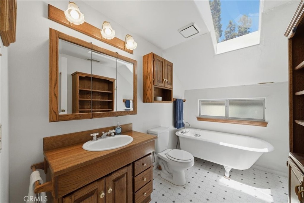368 Imperial Property Photo 27