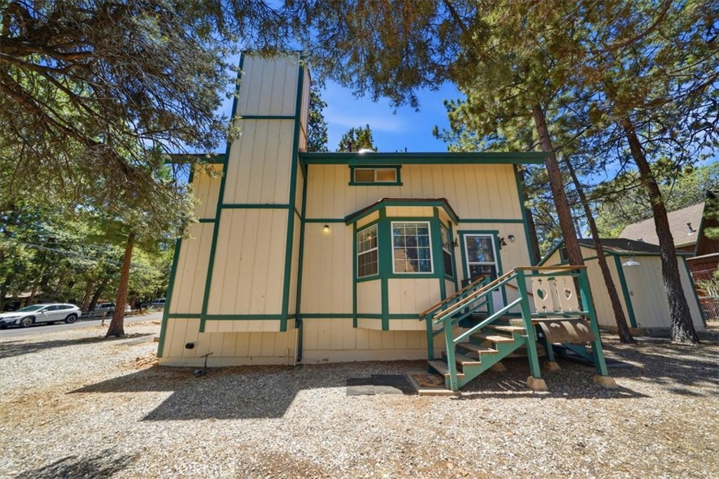 368 Imperial Property Photo 28