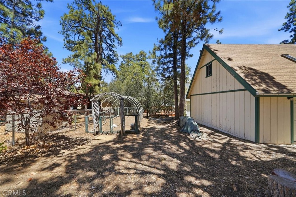 368 Imperial Property Photo 29
