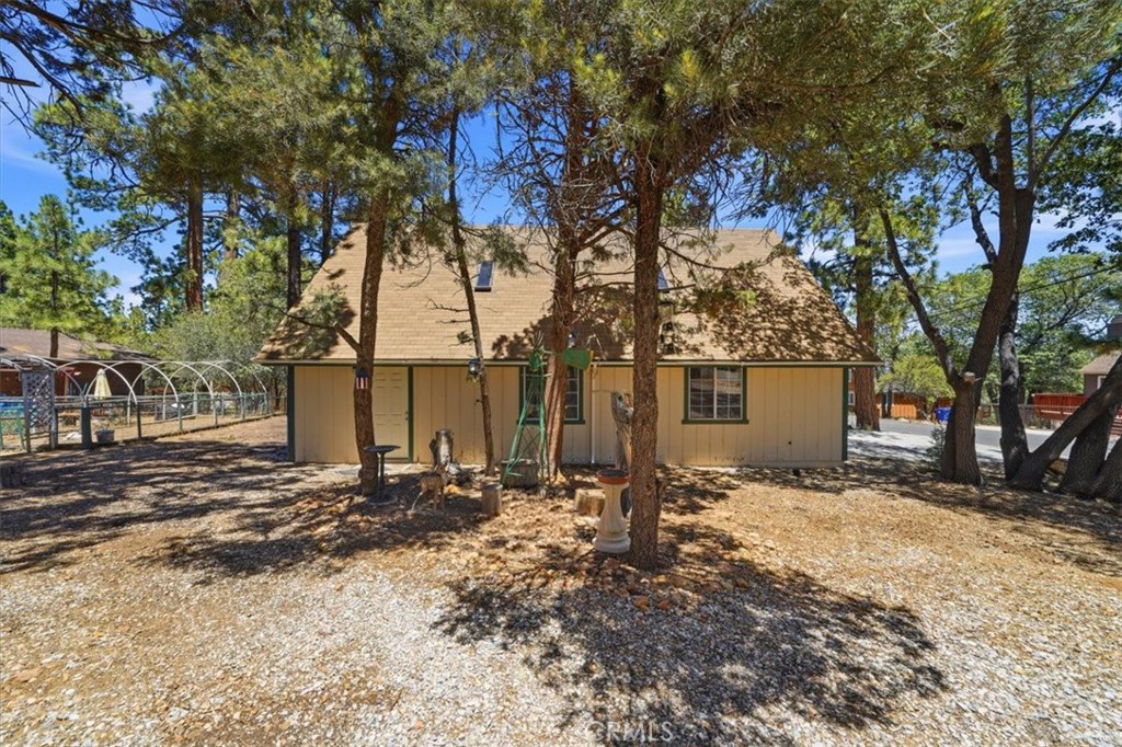 368 Imperial Property Photo 35