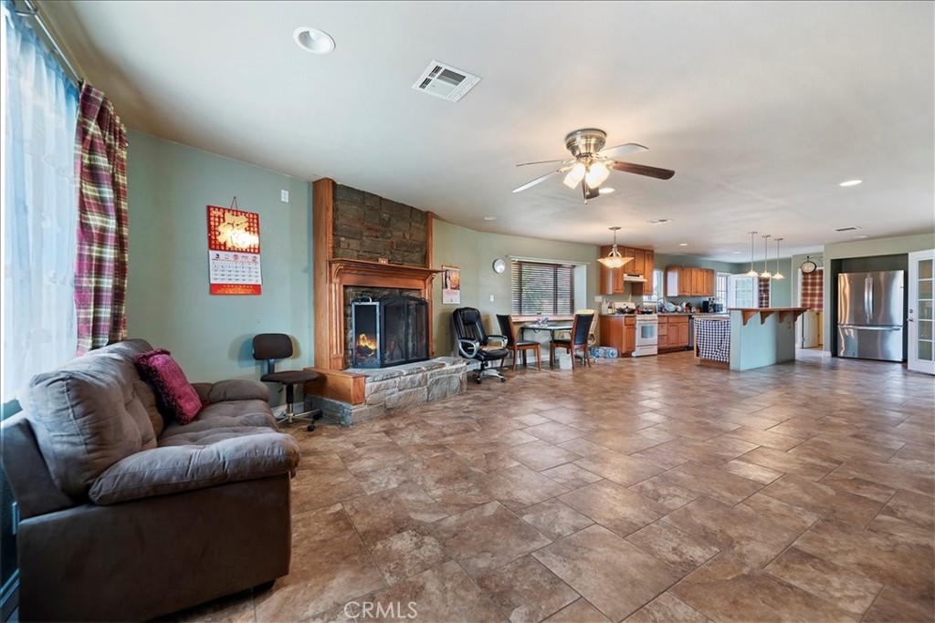 13285 Mesquite Road Property Photo 4