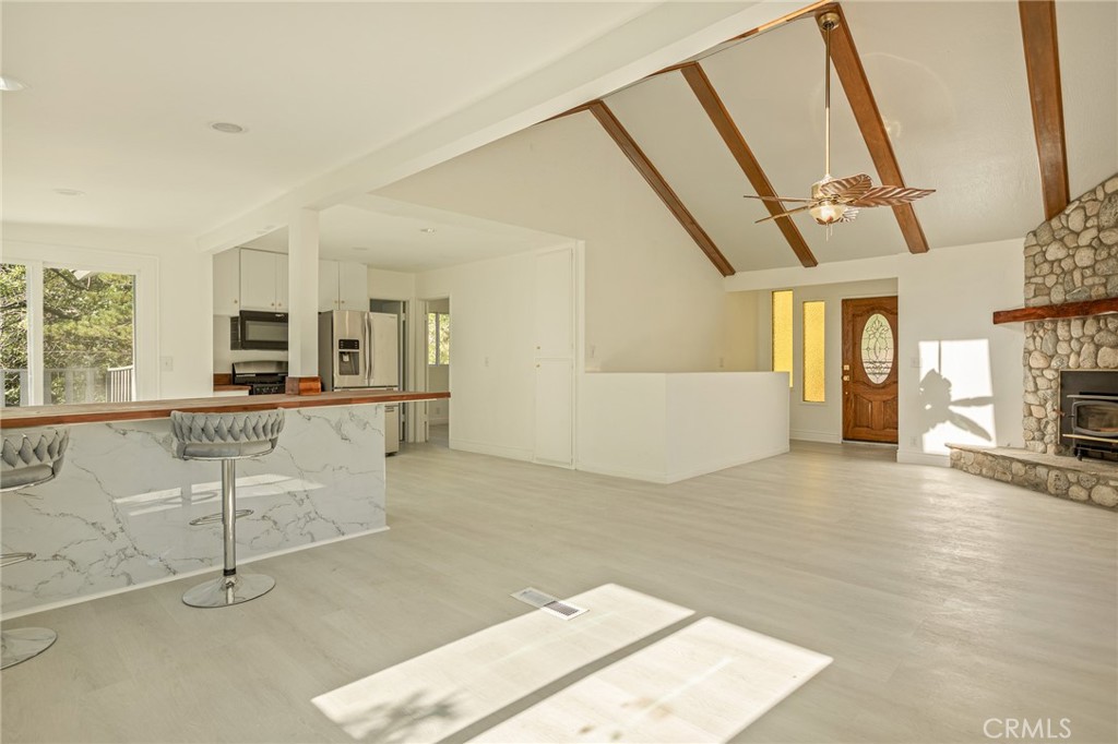 1207 Aleutian Property Photo 10