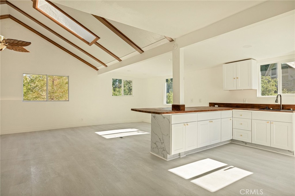1207 Aleutian Property Photo 13