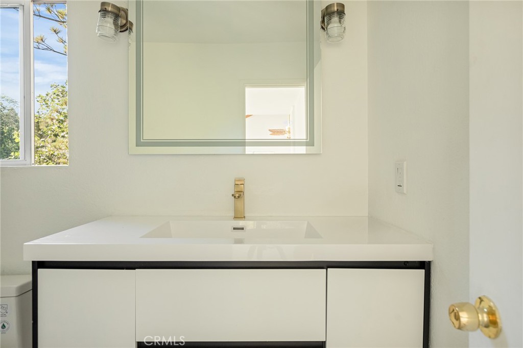 1207 Aleutian Property Photo 16