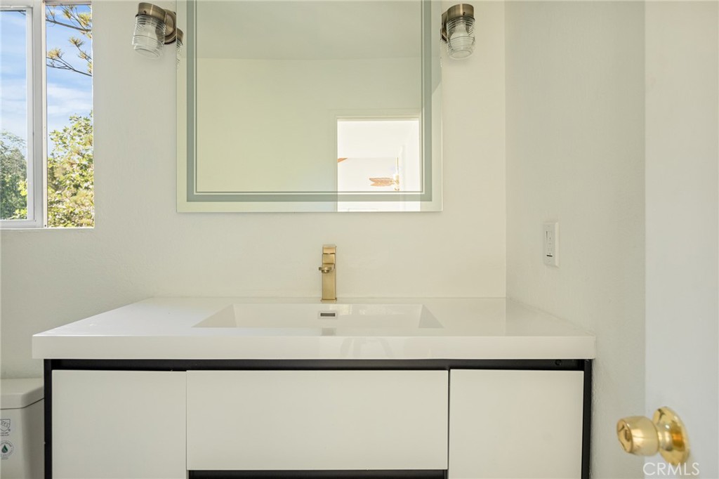 1207 Aleutian Property Photo 16