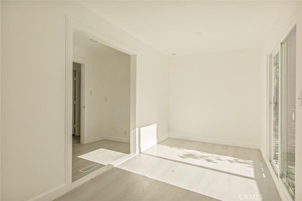 1207 Aleutian Property Photo 24