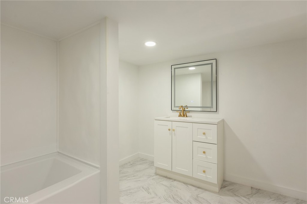 1207 Aleutian Property Photo 37