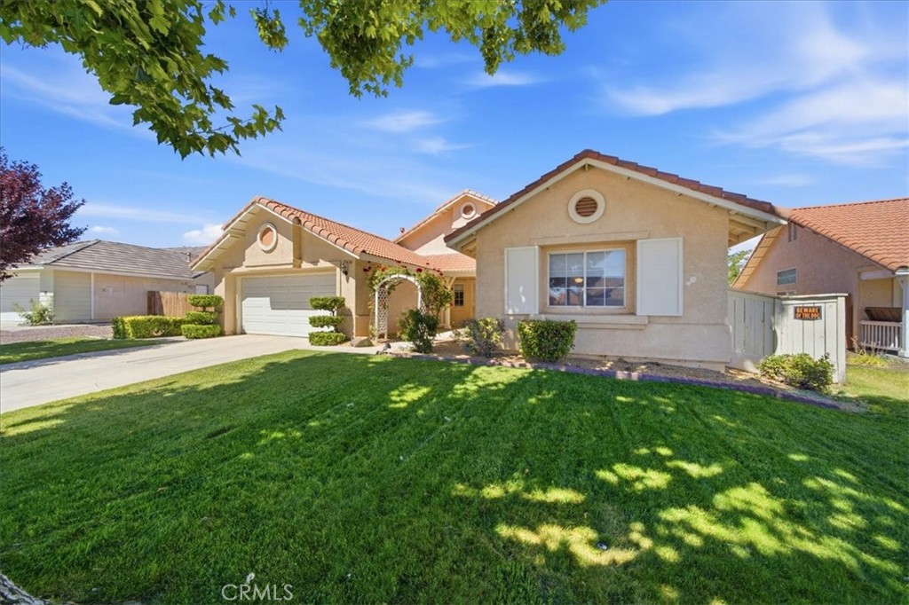 15636 Amber Pointe Property Photo 3