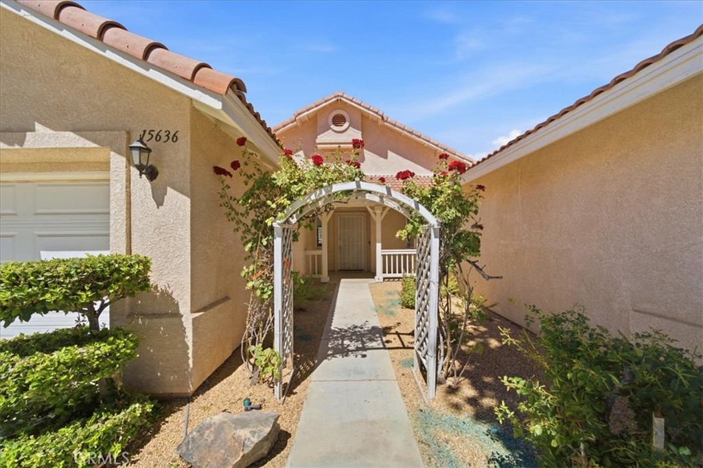 15636 Amber Pointe Property Photo 5