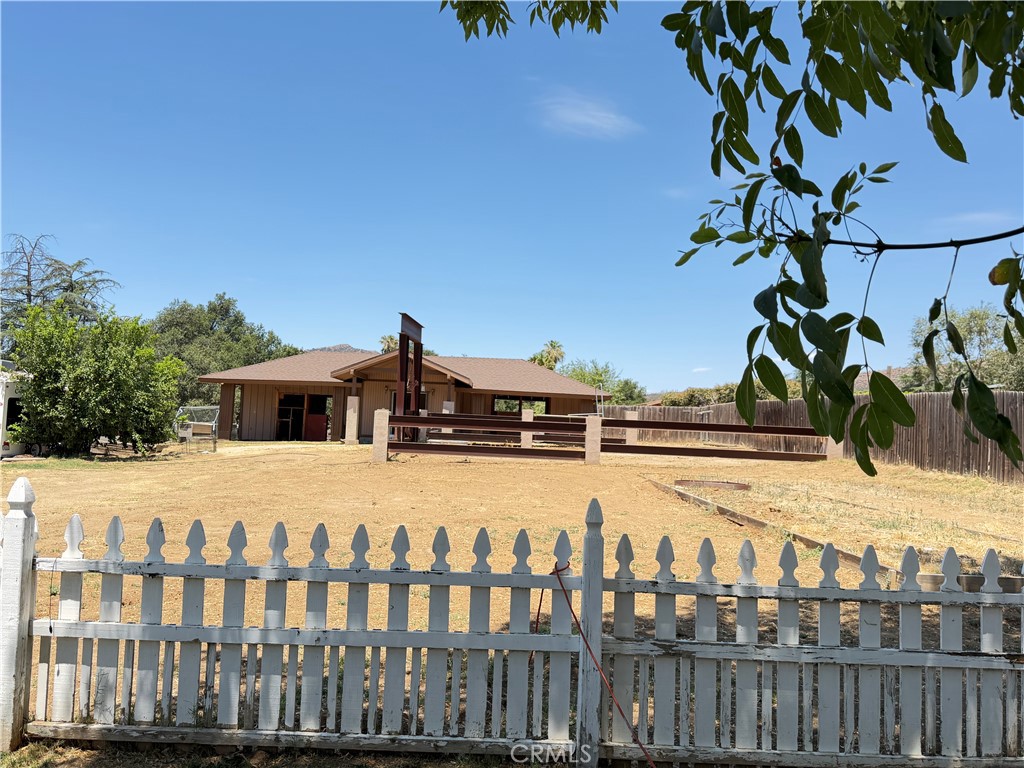 9359 Avenida San Timoteo Property Photo 10