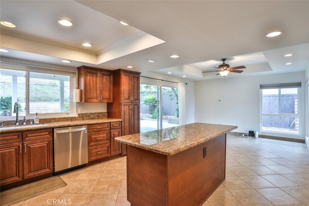 1483 Greenbriar Avenue Property Photo 9