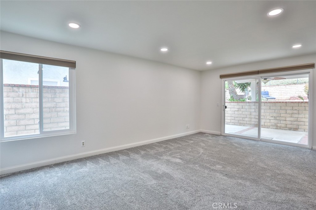 1483 Greenbriar Avenue Property Photo 24