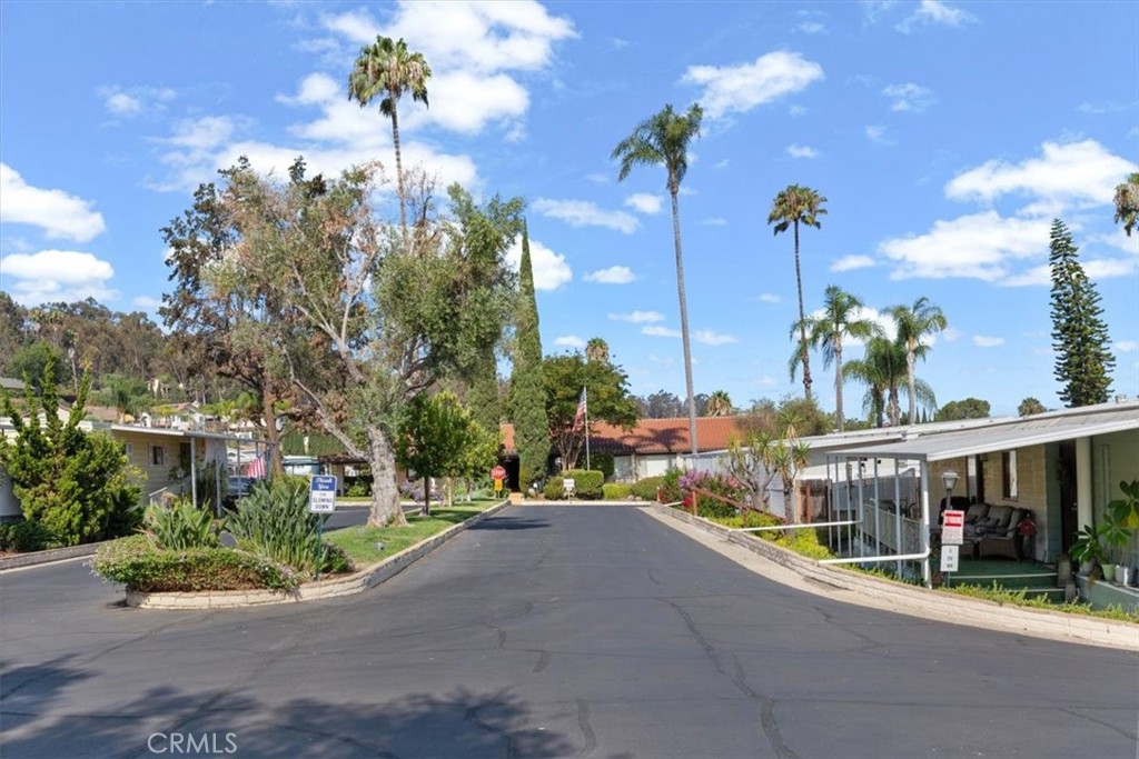 1440 S Orange Ave 109 Property Photo 28