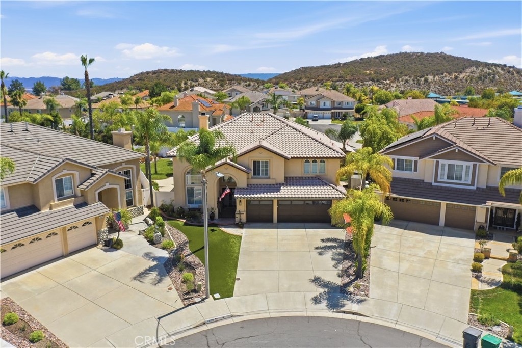39671 Chardonnay Property Photo 2