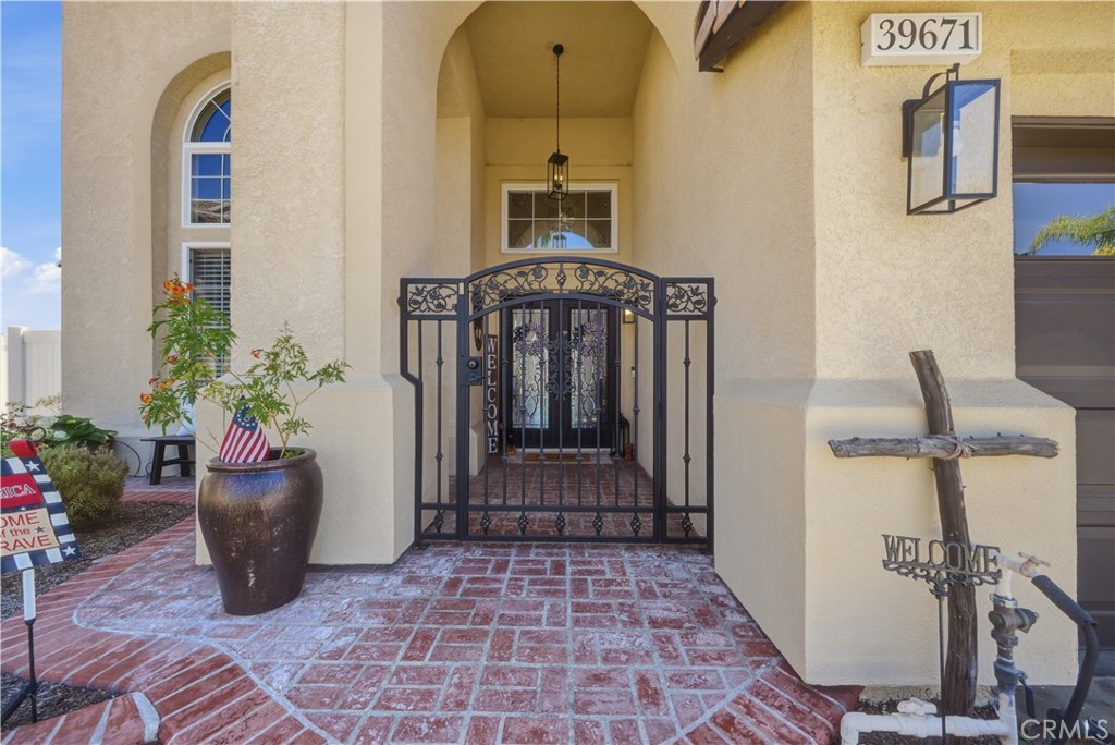 39671 Chardonnay Property Photo 3