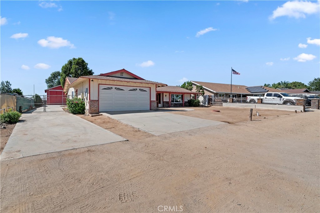2977 Norco Property Photo 4