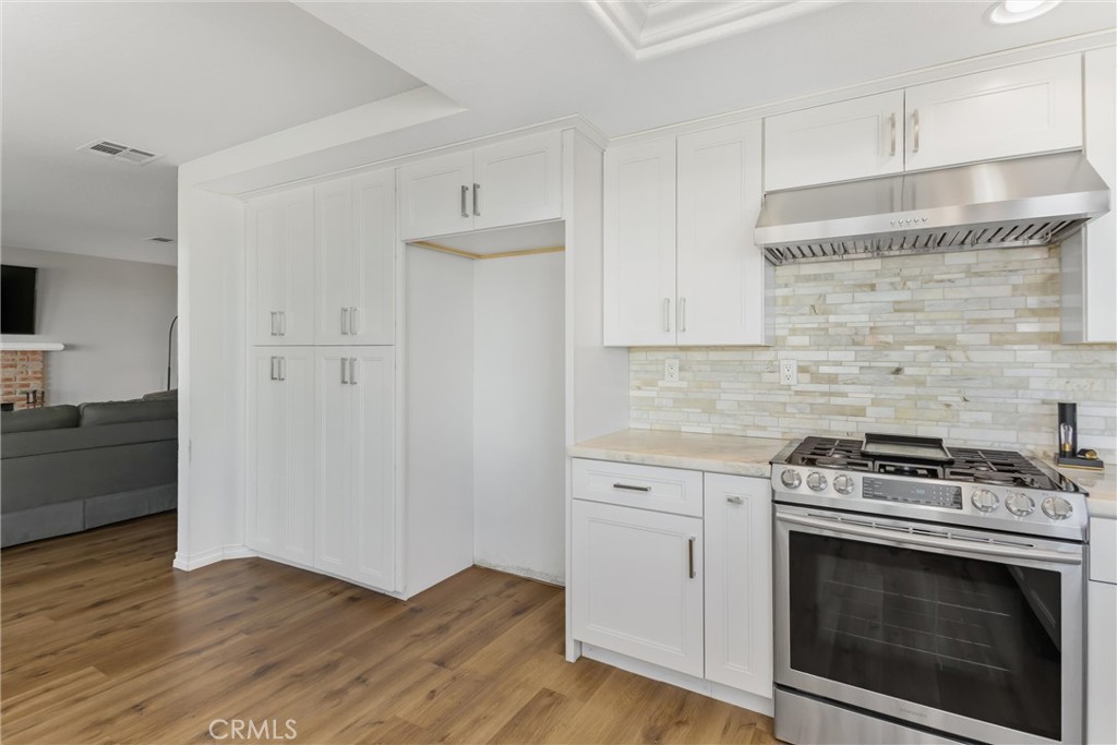 221 Jesse Way Property Photo 12