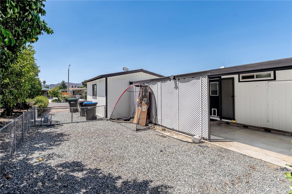 43560 Holder Property Photo 23