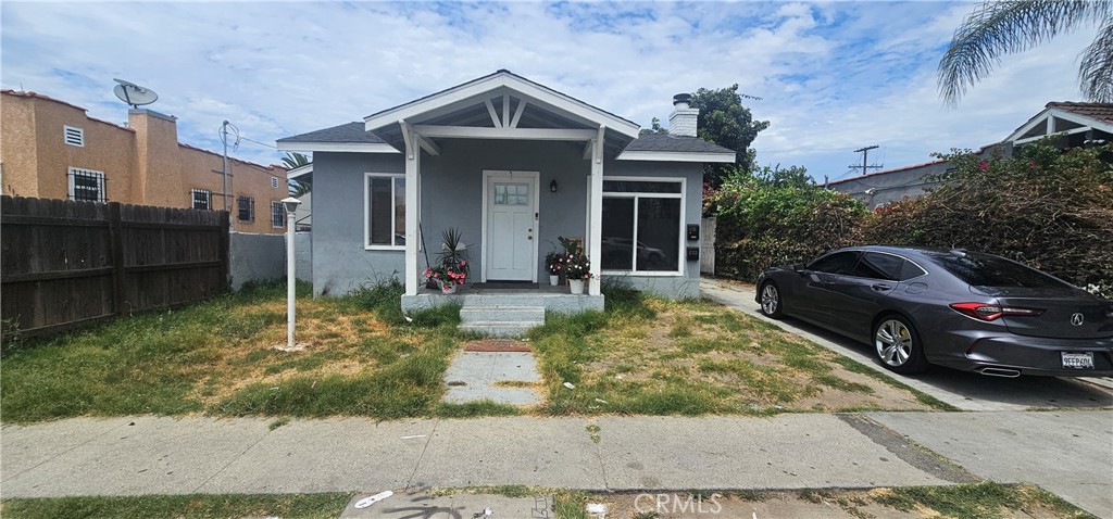1201 E 78th Street Property Photo 1